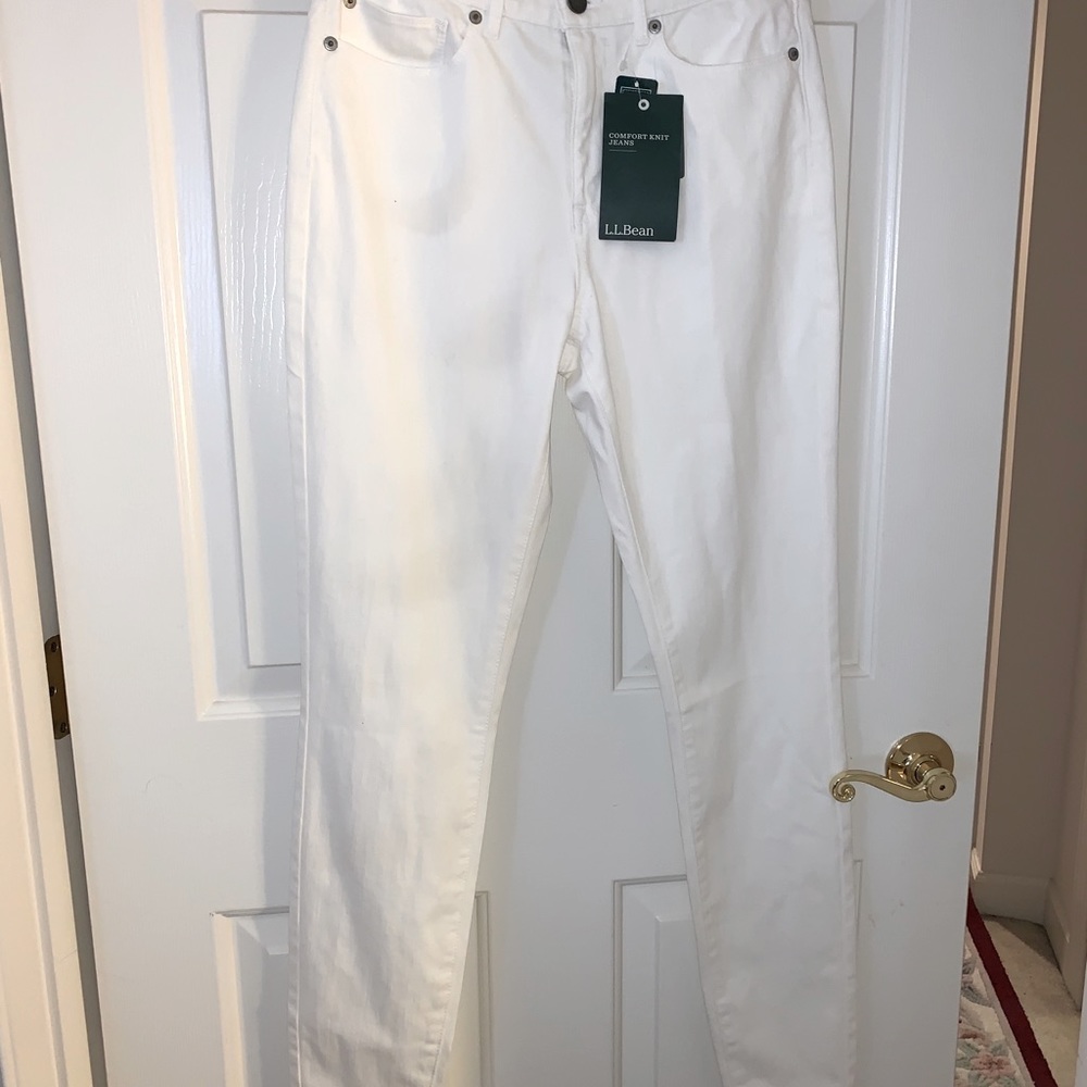 3/$20 NWT L.L.Bean white jeans sz6